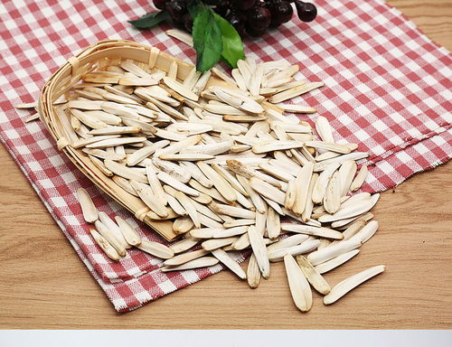 牙簽瓜子原味新疆特產(chǎn)現(xiàn)炒白皮葵花籽特級散裝五香椒鹽馬牙白瓜子